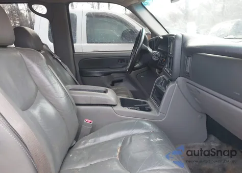 2003 Chevrolet Tahoe Lt z USA, uszkodzony, nr VIN 1GNEC13Z03R288865